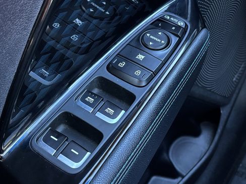 Used 2019 Kia Niro EX Premium image 22