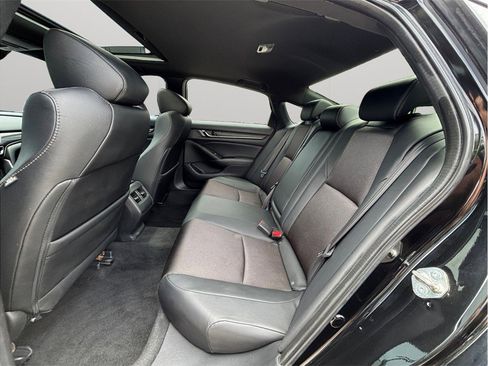 Used 2020 Honda Accord Sport image 35