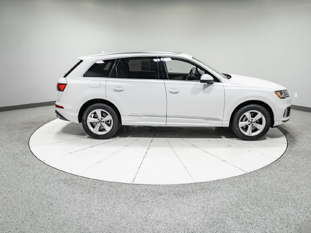 Used 2023 Audi Q7 2.0T Premium w/ Convenience Package AWD/4WD image 9