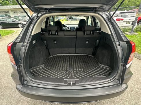 Used 2016 Honda HR-V EX image 9