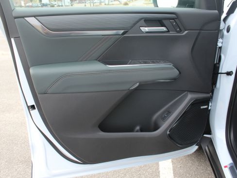 New 2026 GMC Acadia AT4 image 27