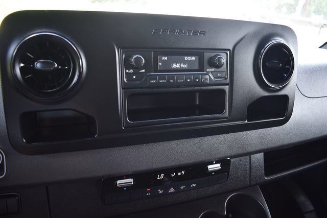 Used 2022 Mercedes-Benz Sprinter 2500 image 13
