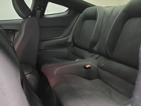 Used 2019 Ford Mustang Coupe w/ Equipment Group 101A RWD image 18