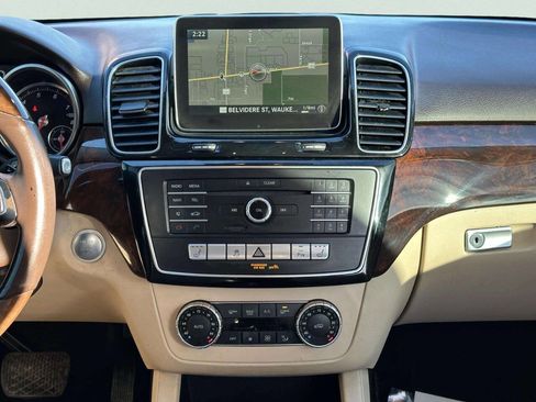 Used 2016 Mercedes-Benz GLE 350 GLE 350 4MATIC AWD 4dr SUV image 18