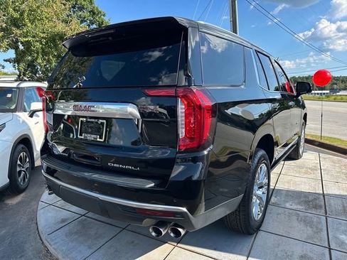Used 2022 GMC Yukon Denali image 3