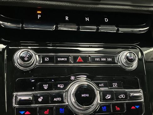 Used 2022 Lincoln Corsair AWD w/ Equipment Group 101A image 19