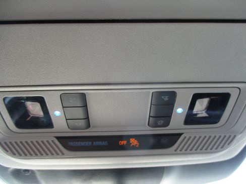 Used 2023 Ford Explorer XLT w/ Equipment Group 202A image 33