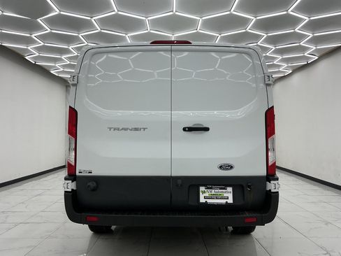 Used 2021 Ford Transit 250 Low Roof RWD image 10
