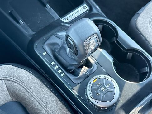 Certified 2025 Ford Bronco Big Bend image 22