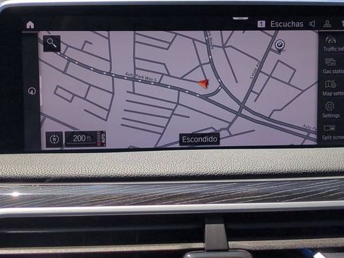 Used 2022 BMW 740i w/ M Sport Package RWD image 14