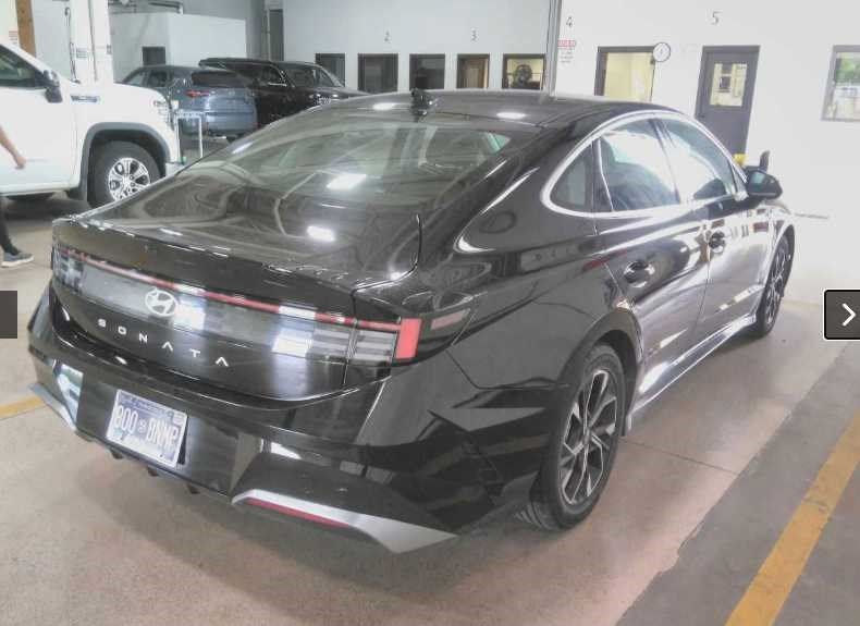 Certified 2025 Hyundai Sonata SEL FWD image 4