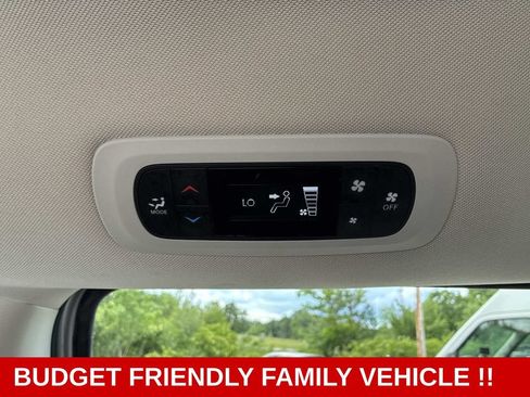 Used 2023 Chrysler Voyager LX FWD image 20