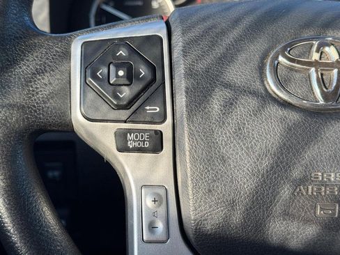 Used 2017 Toyota Tundra SR5 image 11