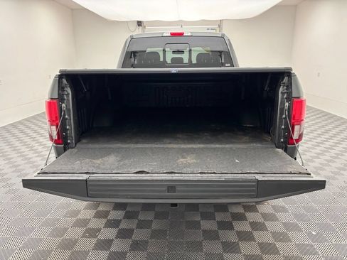 Used 2018 Ford F150 Lariat w/ Equipment Group 502A Luxury AWD/4WD image 10