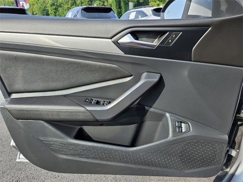 Used 2024 Volkswagen Jetta S image 29