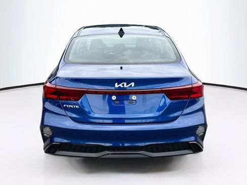 Certified 2023 Kia Forte LXS FWD image 6