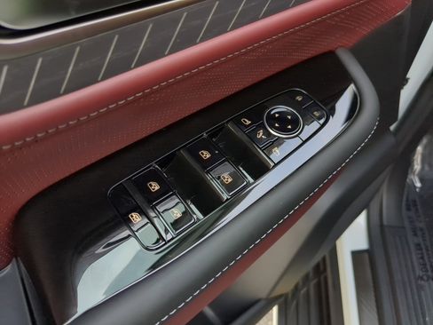 New 2026 INFINITI QX80 Autograph image 18