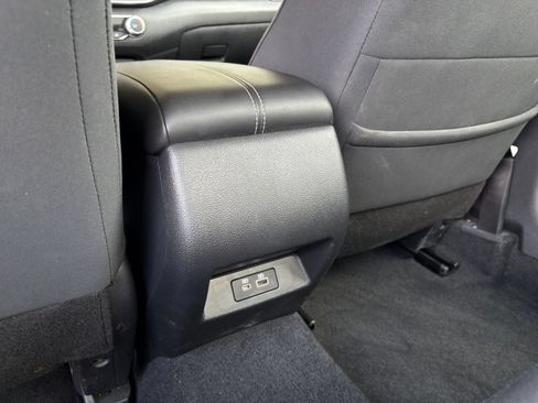 Used 2025 Nissan Altima 2.5 SV FWD image 22