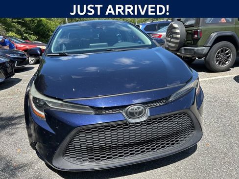 Used 2021 Toyota Corolla LE FWD image 5