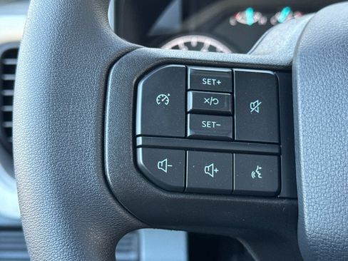 New 2025 Ford F250 XLT w/ F-250 >10K GVWR Package image 22