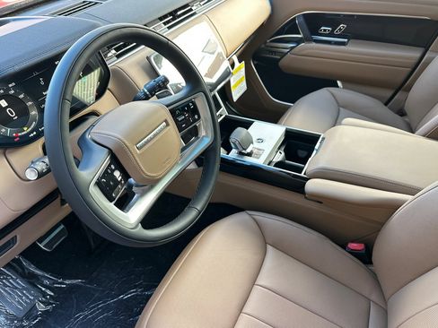 New 2026 Land Rover Range Rover SE image 5