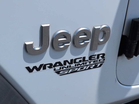 Used 2020 Jeep Wrangler Unlimited Sport S AWD/4WD image 13