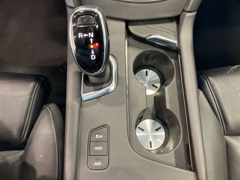 Used 2017 Cadillac XT5 Premium Luxury image 19