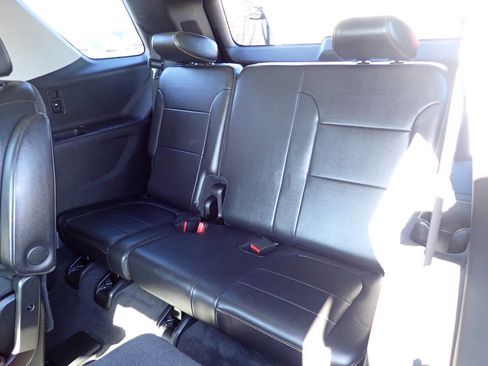 Used 2019 Chevrolet Traverse LT w/ LT Premium Package AWD/4WD image 10