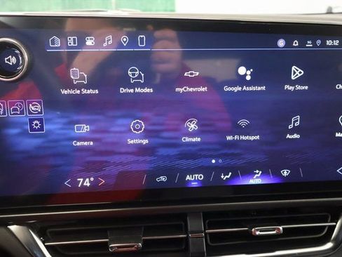 New 2026 Chevrolet Equinox EV LT image 19