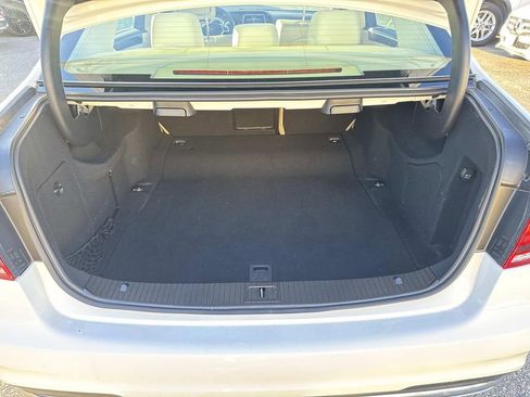 Used 2016 Mercedes-Benz E 350 Sedan image 8