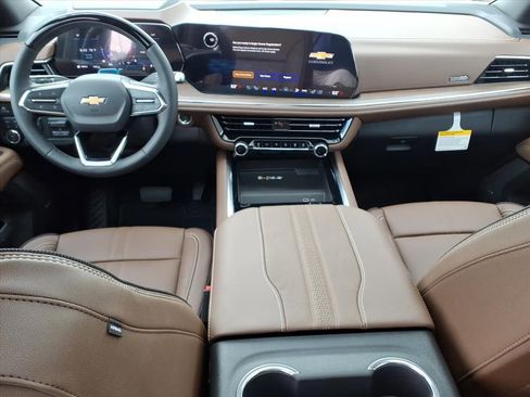 New 2026 Chevrolet Suburban High Country AWD/4WD image 22