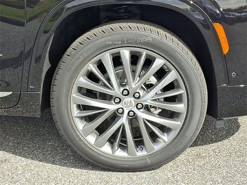 New 2026 Buick Enclave Avenir w/ Super Cruise Package image 6