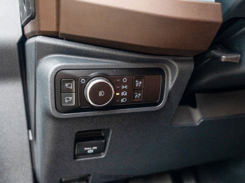 Used 2023 Ford Bronco Outer Banks AWD/4WD image 48