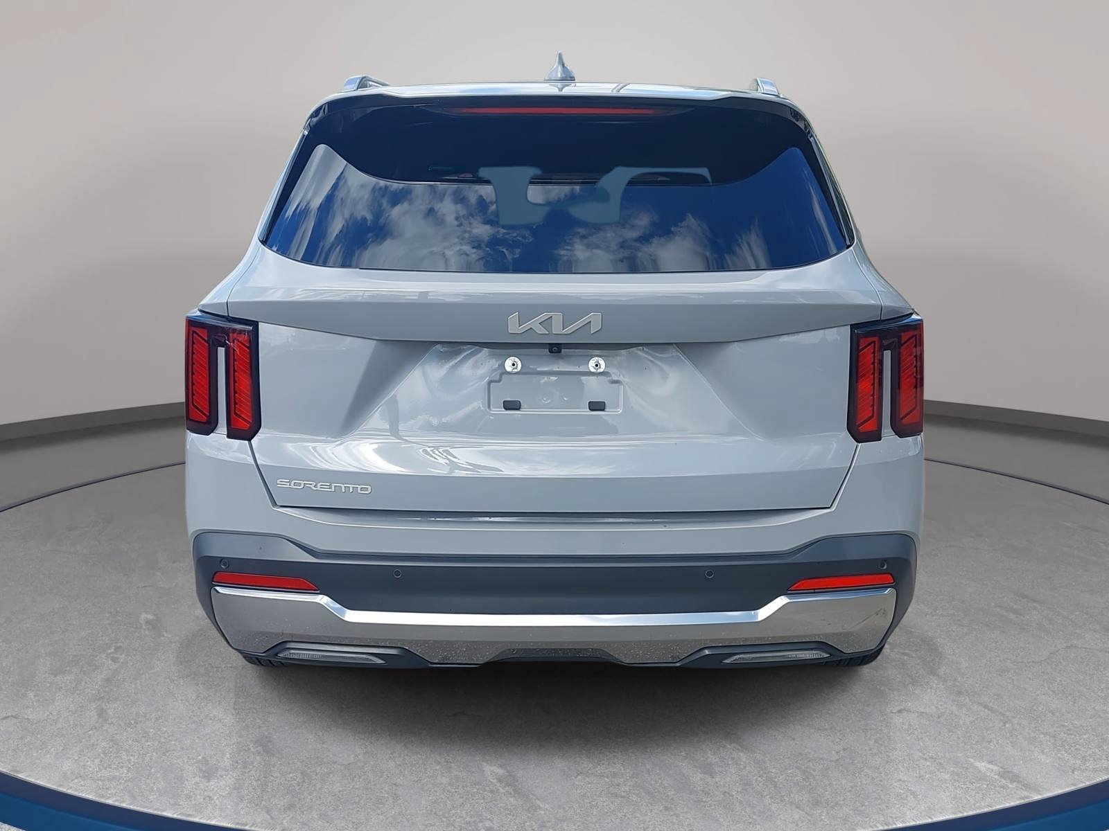 Used 2024 Kia Sorento S w/ Panoramic Sunroof Package FWD image 6