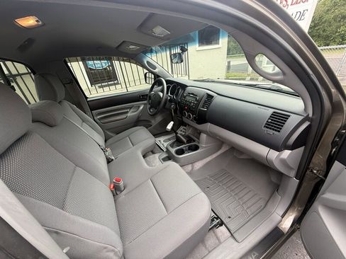 Used 2011 Toyota Tacoma 2WD Regular Cab image 20