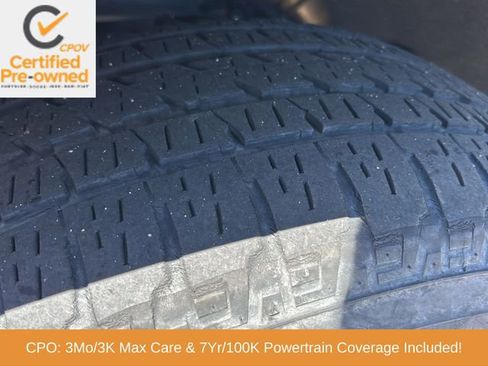 Certified 2024 Jeep Wagoneer Series II w/ Flexible Seating Group RWD image 28