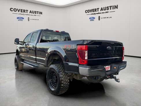 Used 2022 Ford F350 Lariat w/ Lariat Ultimate Package image 3