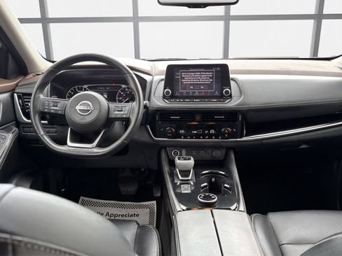 Used 2023 Nissan Rogue SL AWD/4WD image 18