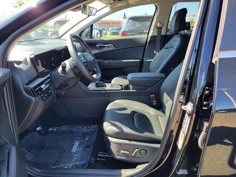 Used 2026 Kia Sportage EX w/ EX Panorama Roof Package FWD image 16