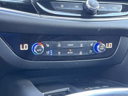 Certified 2023 Buick Enclave Avenir w/ Avenir Technology Package AWD/4WD image 34