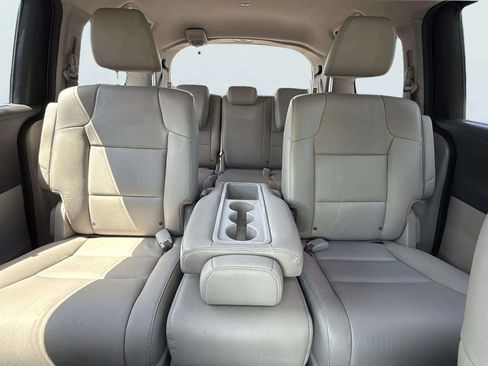 Used 2016 Honda Odyssey EX-L image 19
