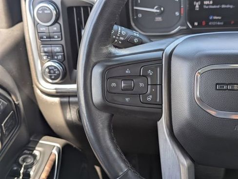 Used 2022 GMC Sierra 2500 Denali w/ Denali Black Diamond Edition image 19