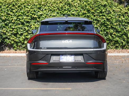 Used 2023 Kia EV6 Light RWD image 5