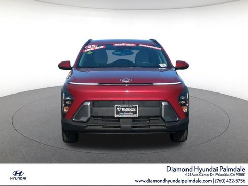 Used 2025 Hyundai Kona SEL FWD image 2