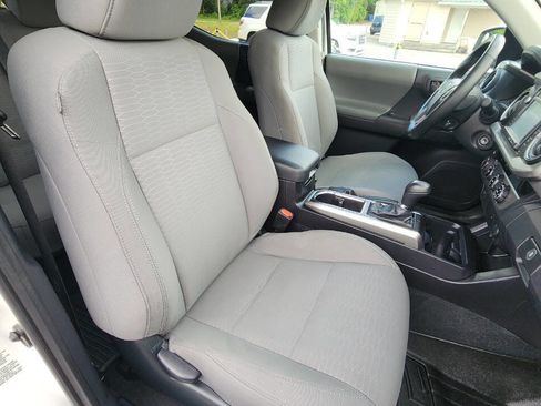 Used 2016 Toyota Tacoma SR5 image 35