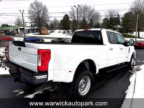 Used 2017 Ford F450 XLT w/ XLT Premium Package image 17