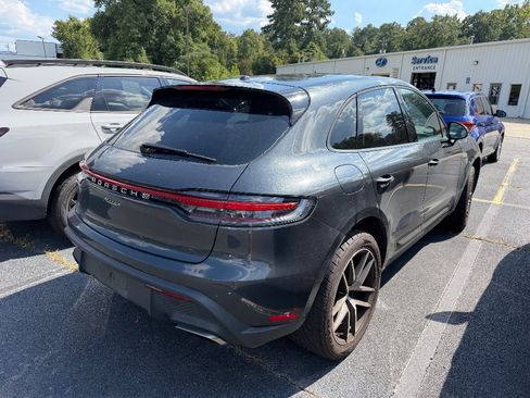Used 2025 Porsche Macan Turbo AWD/4WD image 3