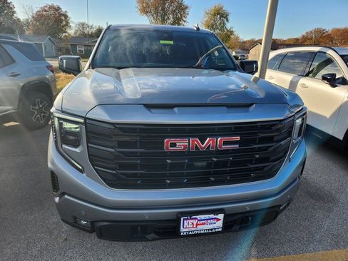 New 2026 GMC Sierra 1500 Elevation image 2