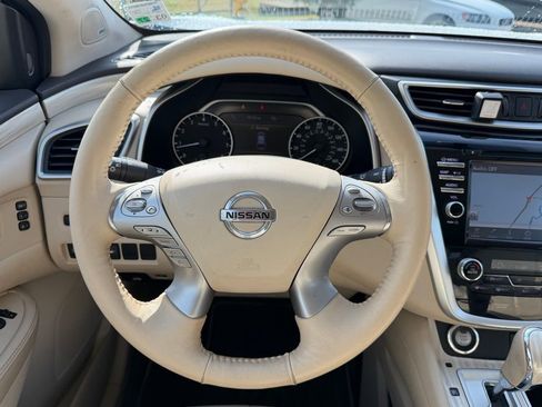 Used 2018 Nissan Murano Platinum image 17