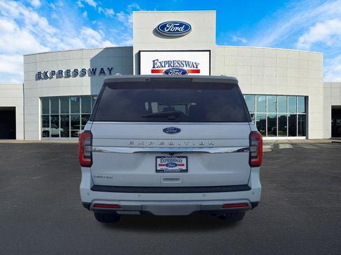 Used 2024 Ford Expedition Limited image 7